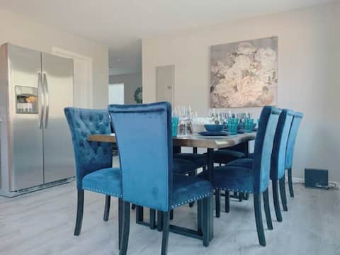 Entire Comfy and peaceful 4B3B house with AC