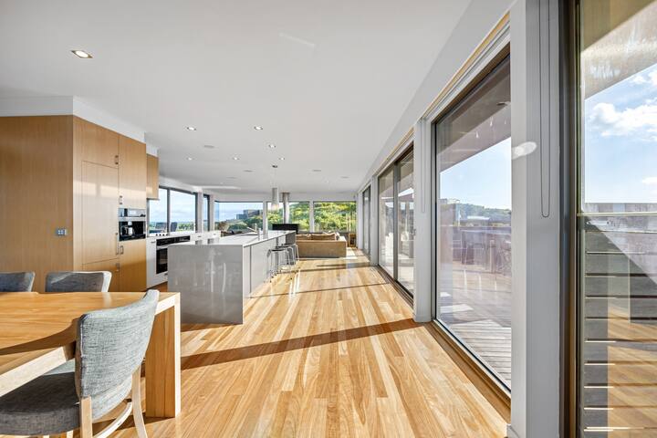 Paradise on Beach gallery image 4