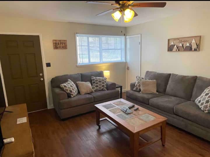 Catfish Cabin - Scottsboro, AL