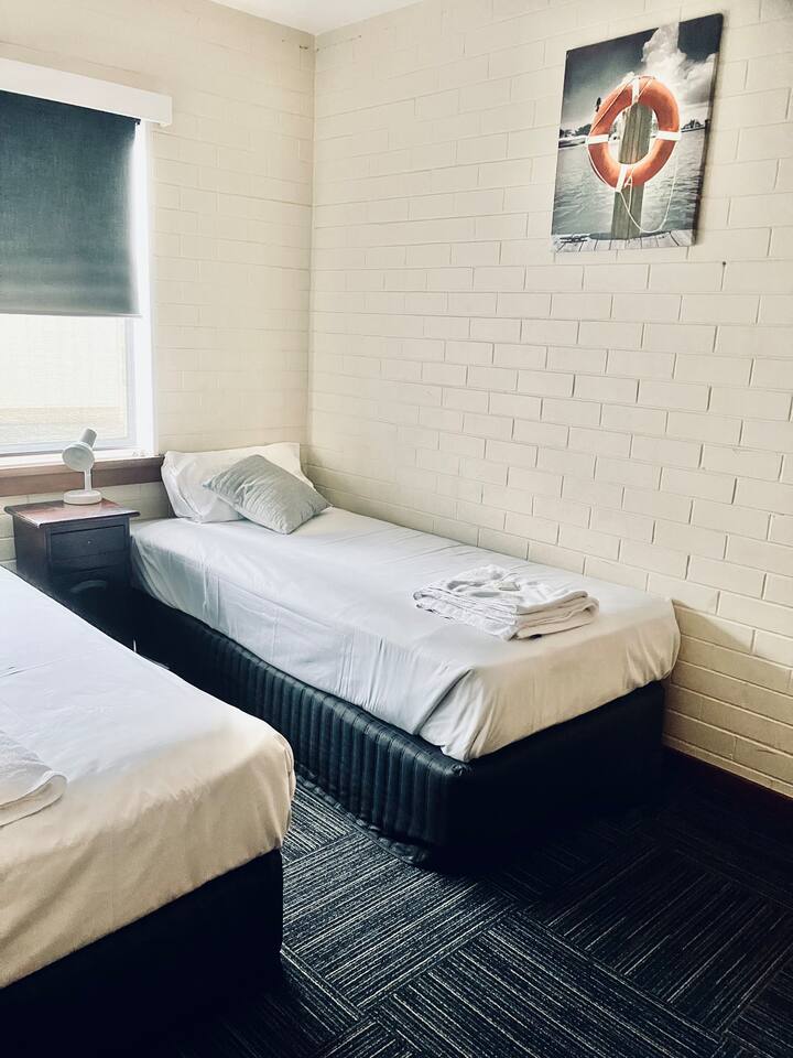 Oceanside Apartments unit 2 Apartments for Rent in Bunbury, Western