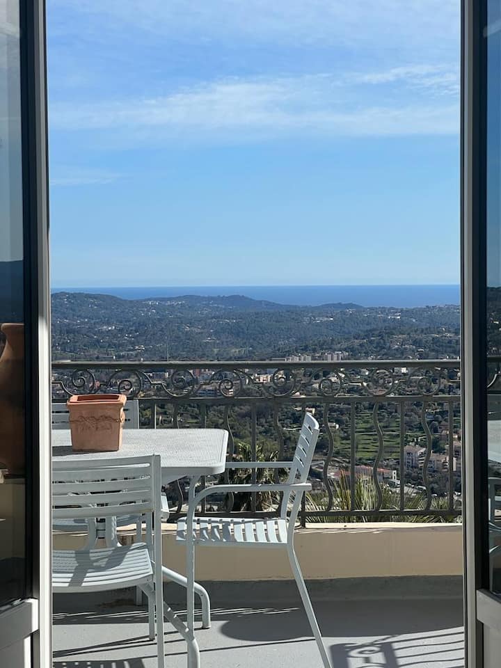 Grasse Vacation Rentals & Homes - Provence-Alpes-Côte d'Azur, France