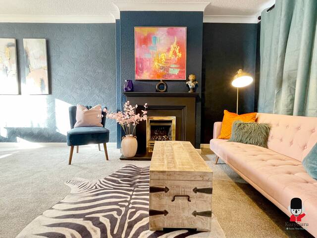 KozyGuru | Salford Cozy 3BR 6ppl Good Location gallery image 3