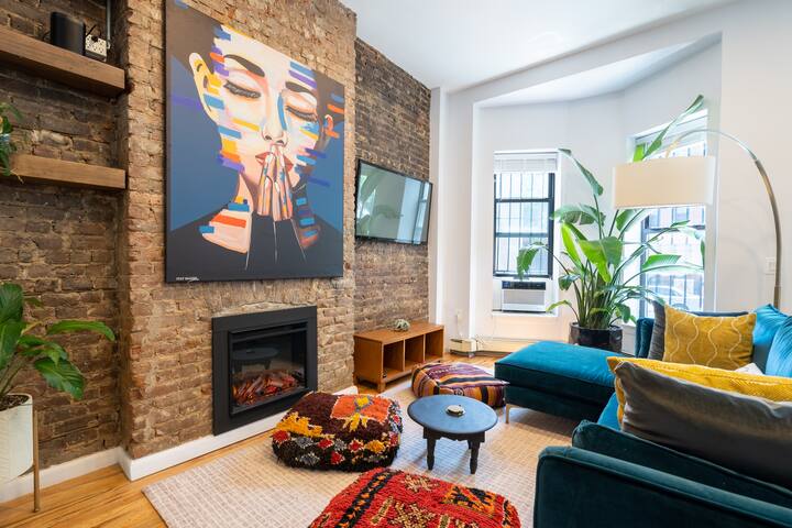Luxury 4 bedroom w/ Backyard near Barclay Center