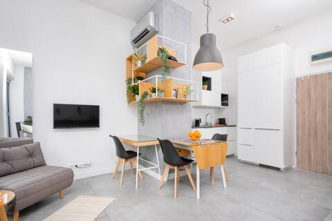 Top performing Airbnb: Krakowski LOFT in Krowodrza