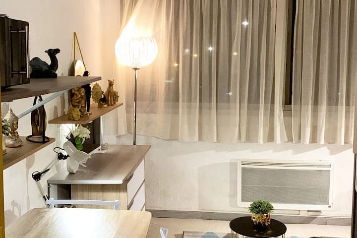 Studio Cosy Contemporain Proche Plage Et Commodité - Saint-Nazaire