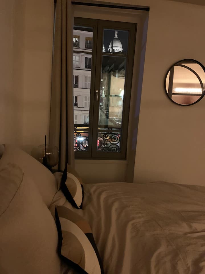 Chambre avec vue sur le Sacré-Coeur