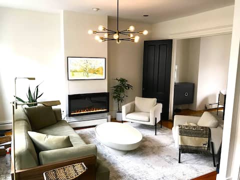 Popular Airbnb listing: 2 Story Charlestown Gem in Charlestown