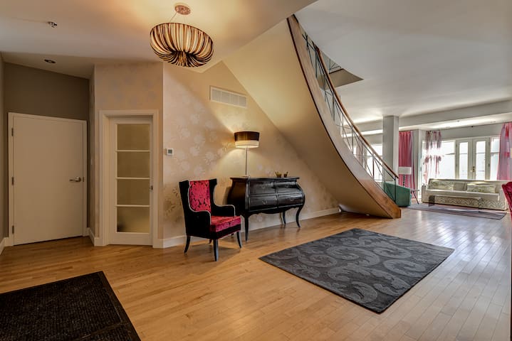 Les Immeubles Charlevoix 371102 gallery image 2