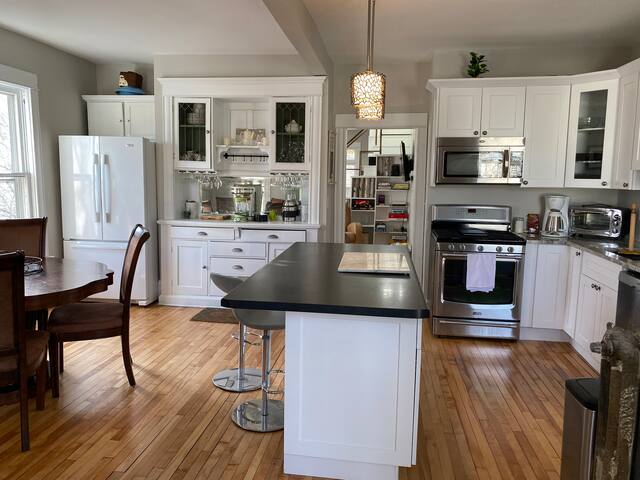 Premiere updated Victorian home