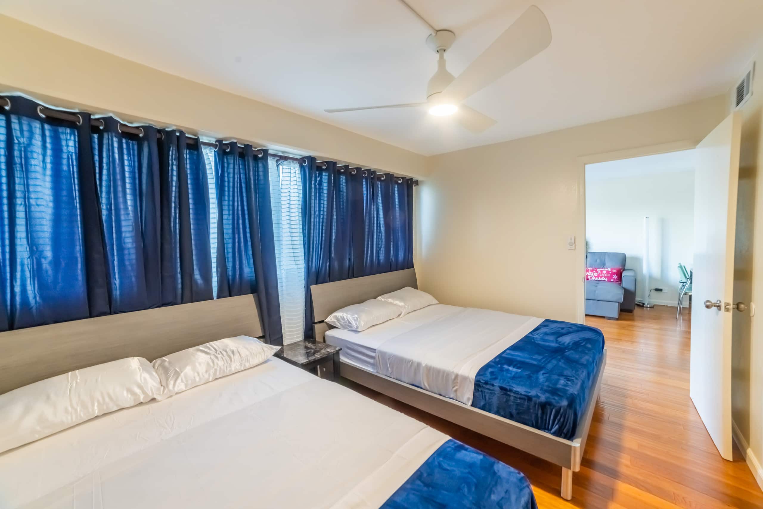 2BR Modern Condo - Heart of Waikiki - Image 5