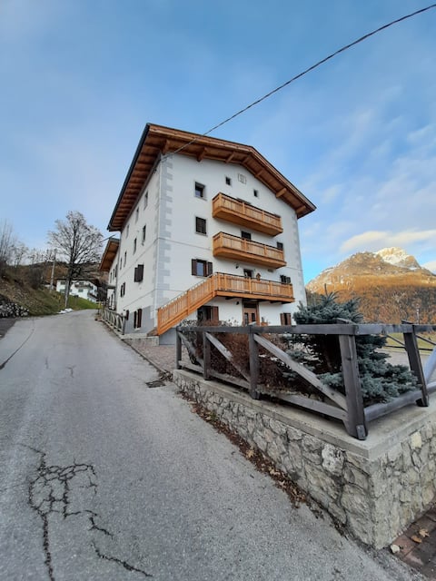 Apartment in Colle di Santa Lucia