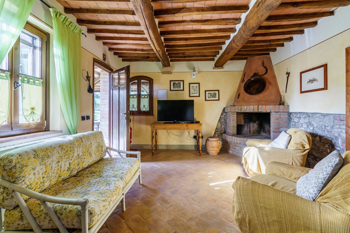 Erfolgreiche Airbnb-Immobilie: Villa I Colli, in the heart of Tuscany in Montaione