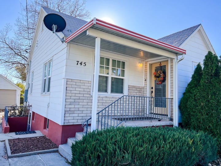 Private basement apartment. Houses for Rent in Midvale, Utah, United