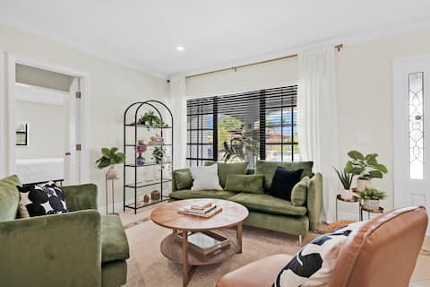 Gracious Gables: Spacious 4BR/4BA in Heart of MIA