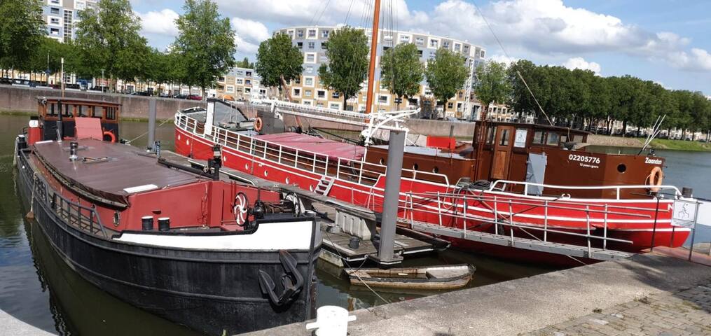 Boat-hotel boot 6, Rotterdam city center gallery image 3