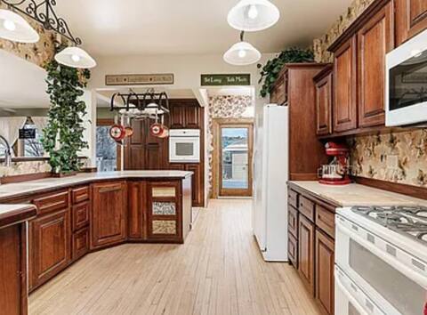Craftsman home near Yellowstone