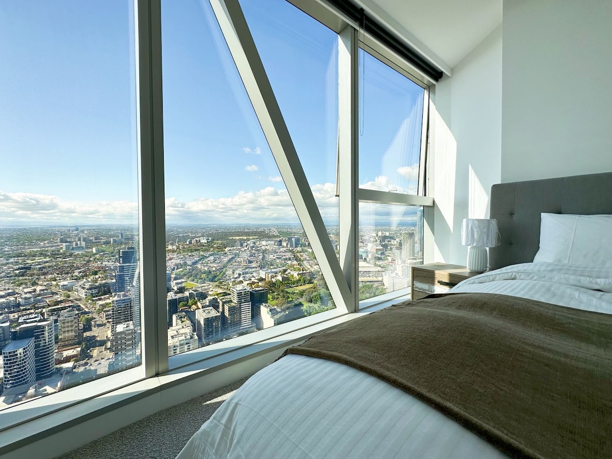 วิวที่น่าตื่นตาตื่นใจจากห้องนอนใหญ่