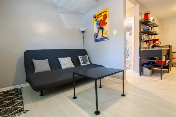 Cozy 2-br Home Centrally Located - ジャクソンビル, FL