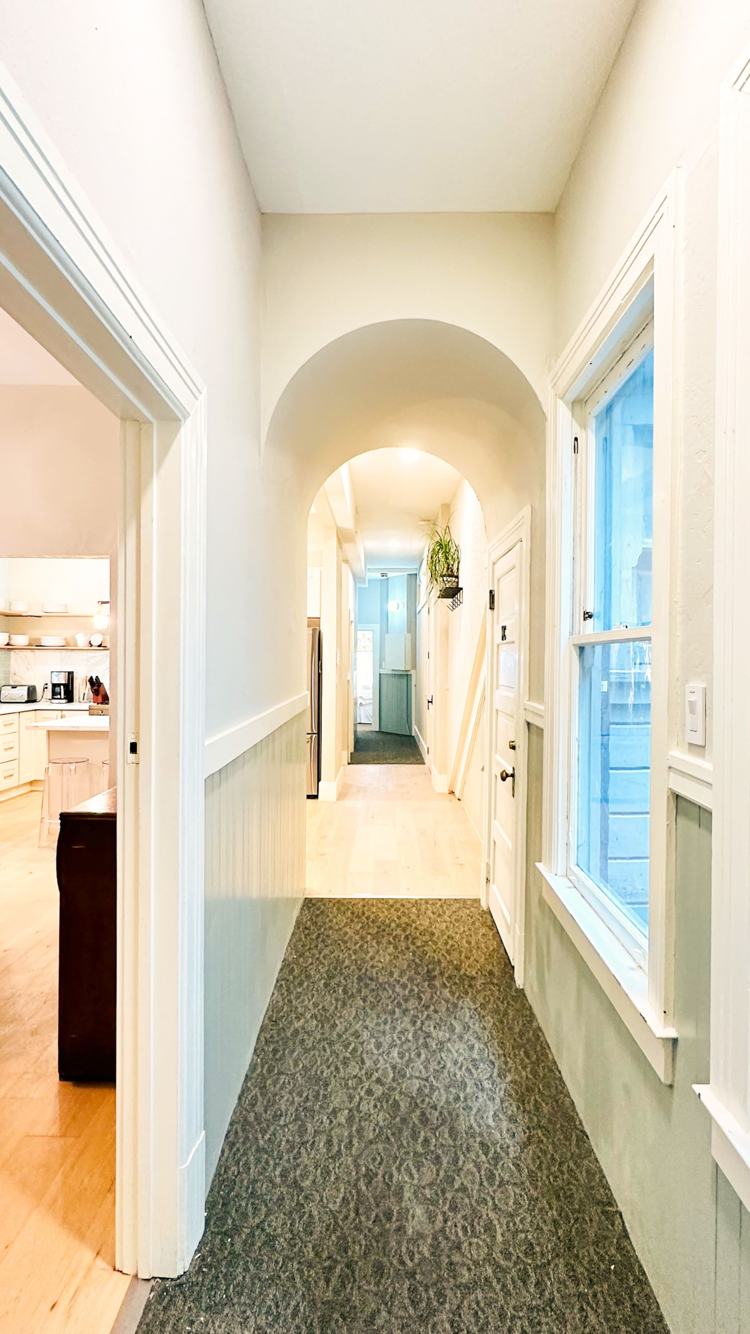 Home in San Francisco · ★4.85 · 10 bedrooms · 13 beds · 4 baths - Image 11