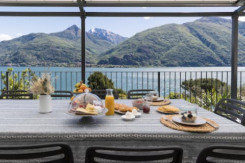Villa al Castello - Pool - Lakefront - 12p - 5BR