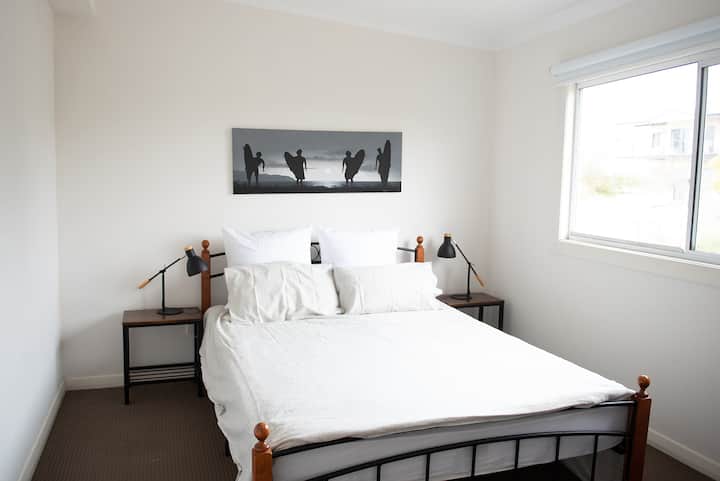 غرفة النوم 2