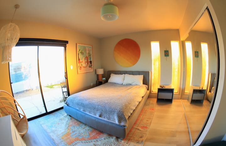 Guest Bedroom. Queen Bed. TV. Alexa.