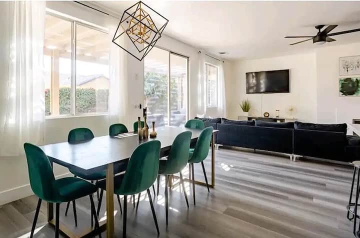 Stylish Home Mins To Coachella | Pool, Spa, Games - Indio, CA