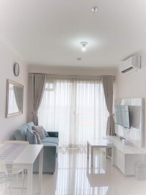 Cozy 2BR Apartment for Family at Central Bandung