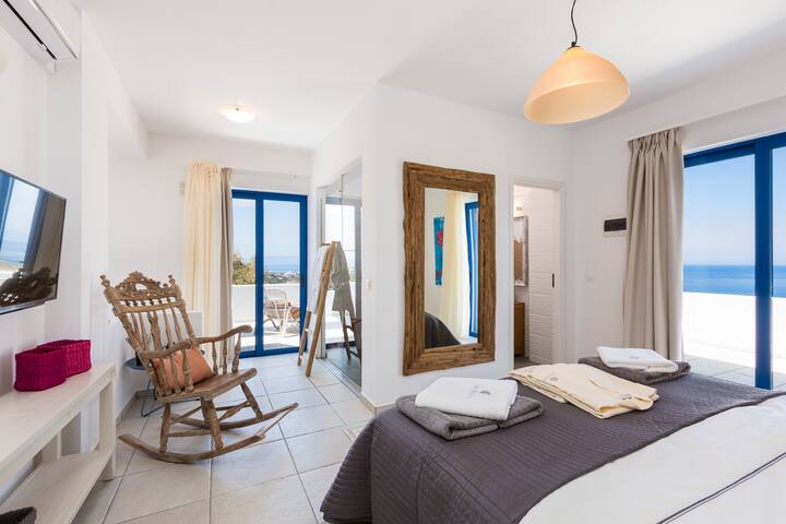 Villa Sky w/private pool & shared tennis court gallery image 3