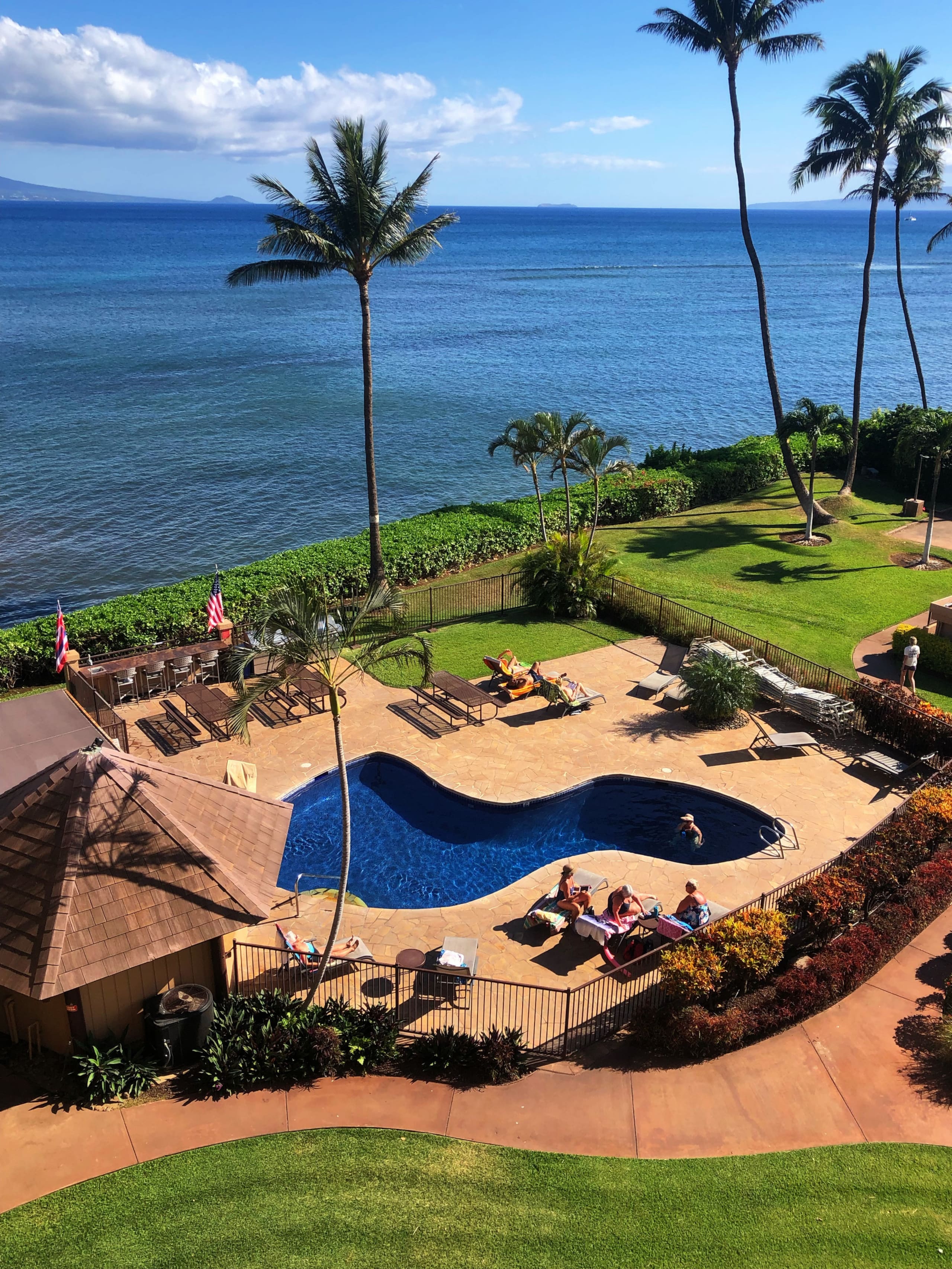 Condo in Wailuku · ★4.8 · 2 bedrooms · 2 beds · 2 private baths - Image 5