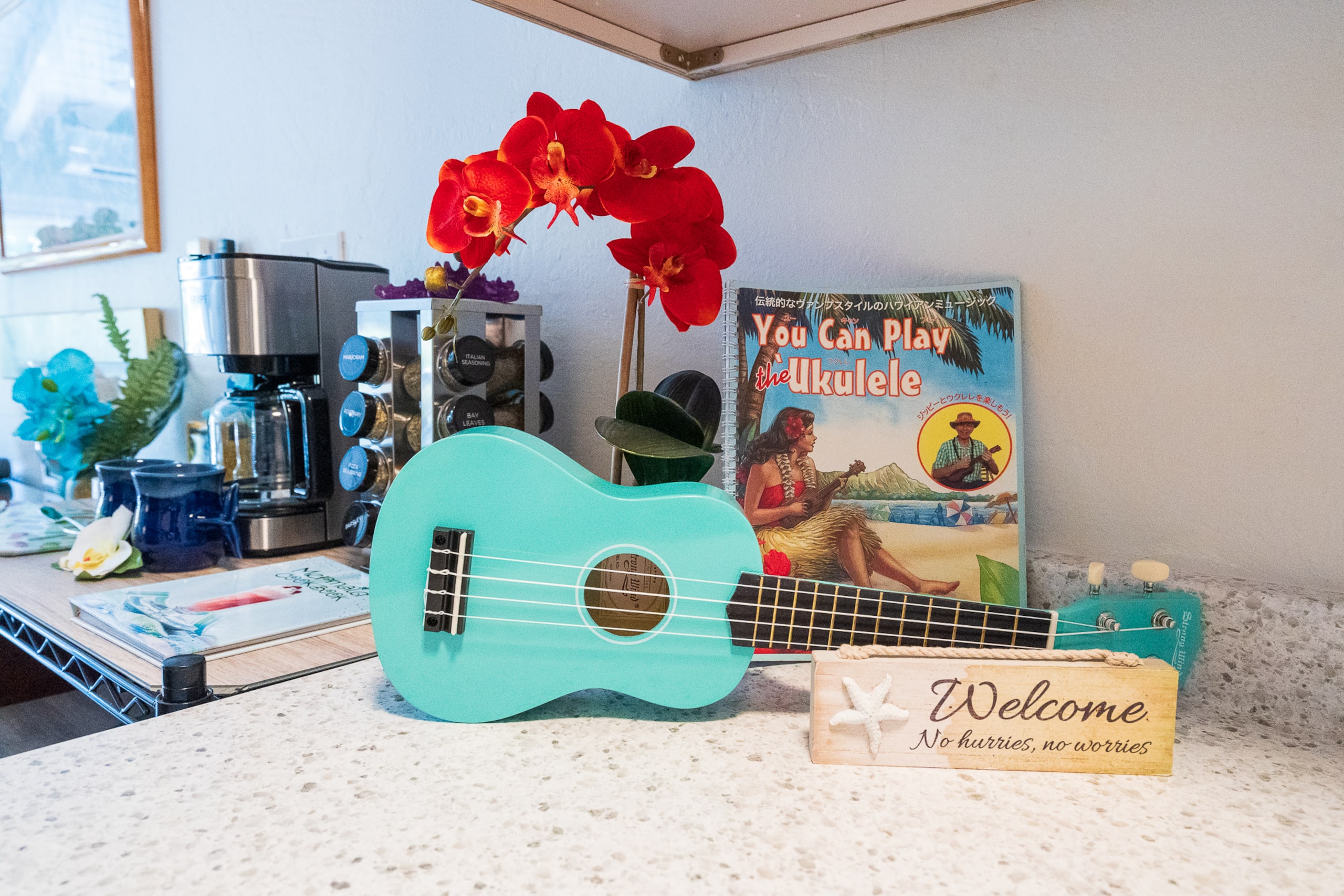 Condo in Kihei · ★4.95 · Studio · 2 beds · 1 private bath - Image 10
