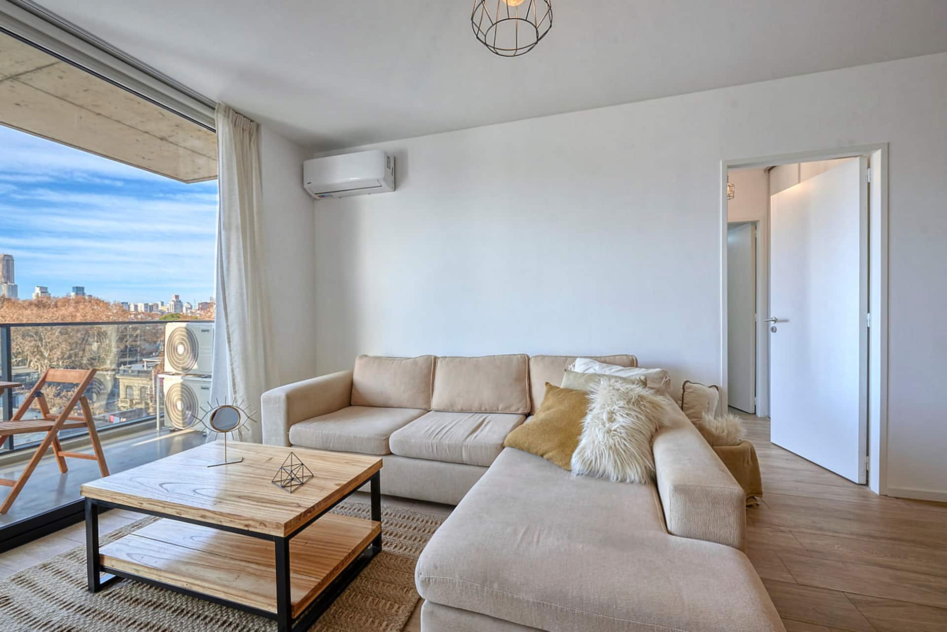 Two-room apartment with balcony in Chacarita