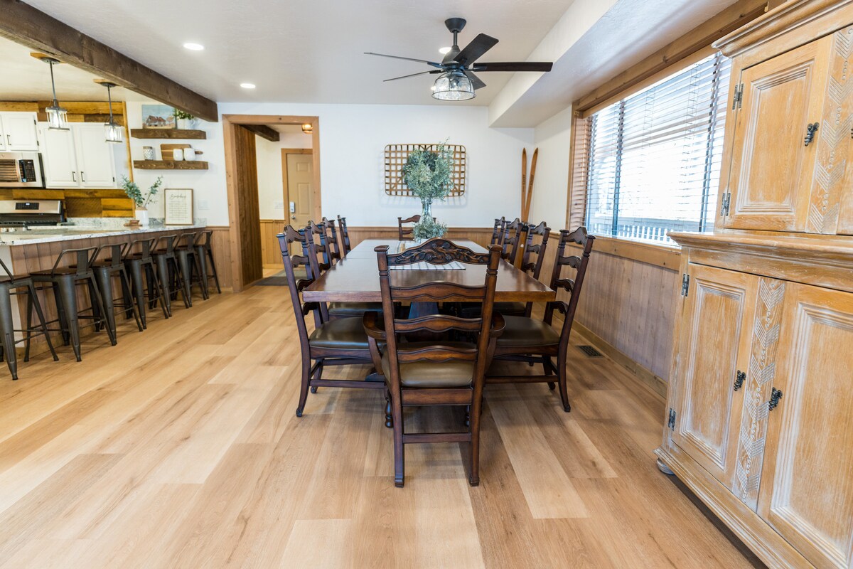 Cozy Cabin for the Whole Family