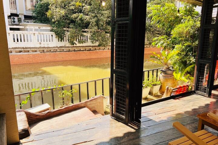 146 Canal – Entire House, Khaosan road gallery image 2