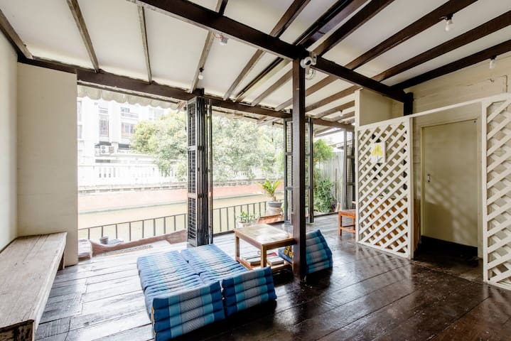 146 Canal – Entire House, Khaosan road