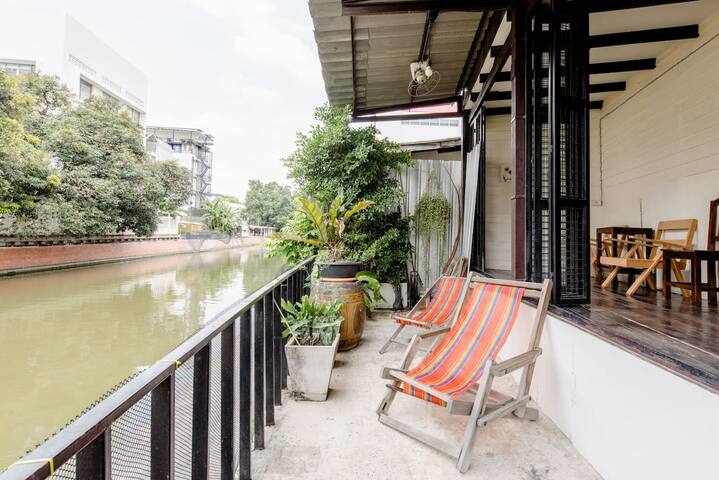 146 Canal – Entire House, Khaosan road gallery image 3