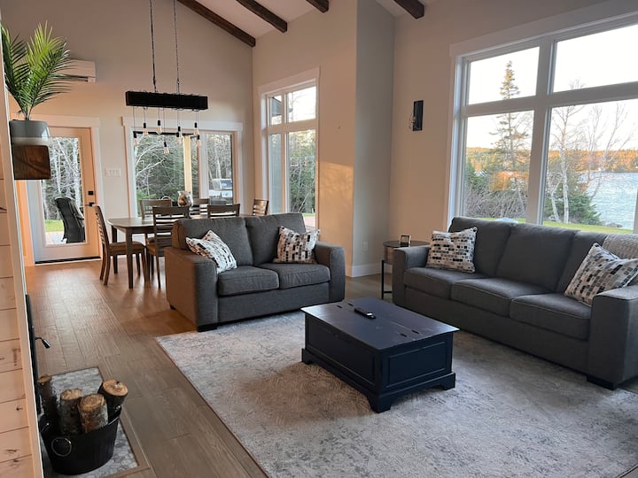 4 Bedroom With King Suite 15 Mins From Clarenville - Clarenville