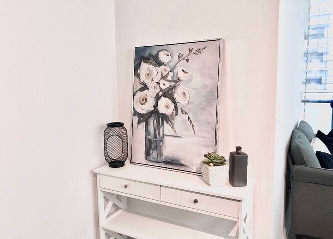 CN Tower View! Entire Brand New Condo/Free Parking gallery image 5