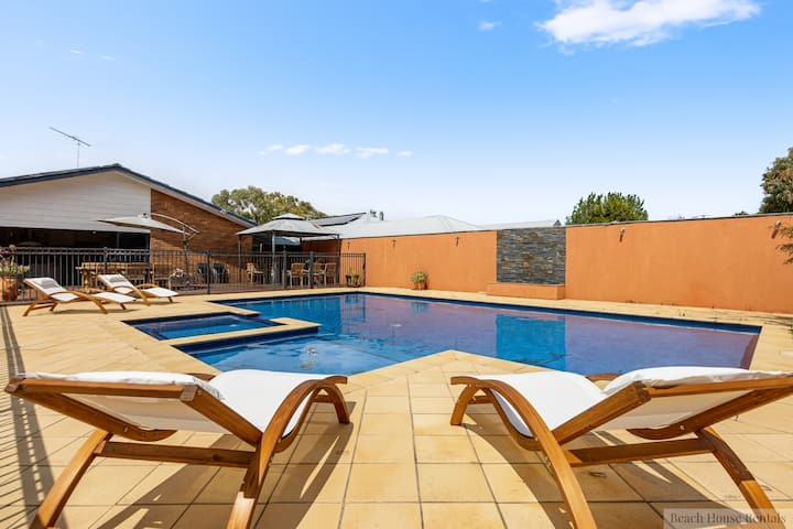Panorama Heated Pool & Hot Spa Holiday Entertainer - Rye