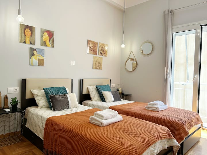 lovely two single beds