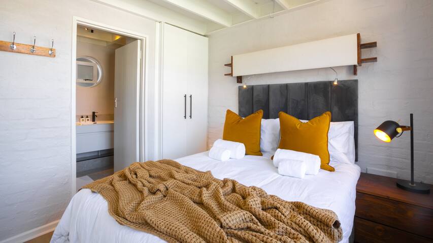 Luxury Loft Apartment gallery image 5