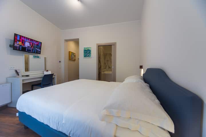Serena Palace - Suite Con Doccia E Idromassaggio - Mazara del Vallo