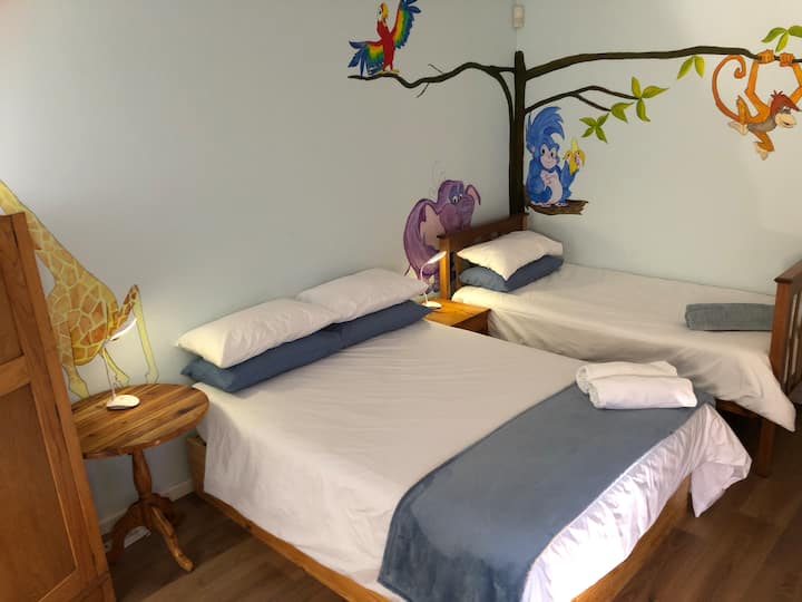 غرفة النوم 2