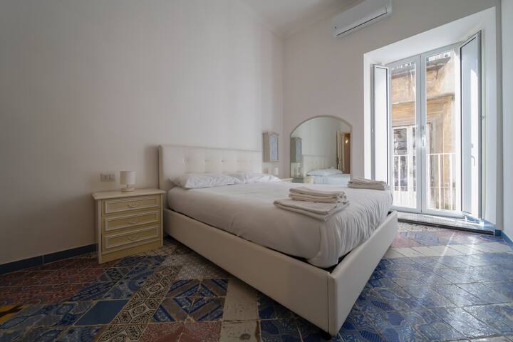 Casa Tarsia – “Pignasecca Experience”