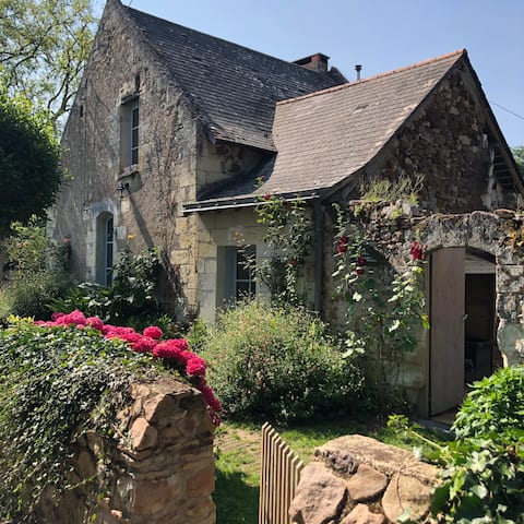 Bucolic break in a former 3-star hunting lodge