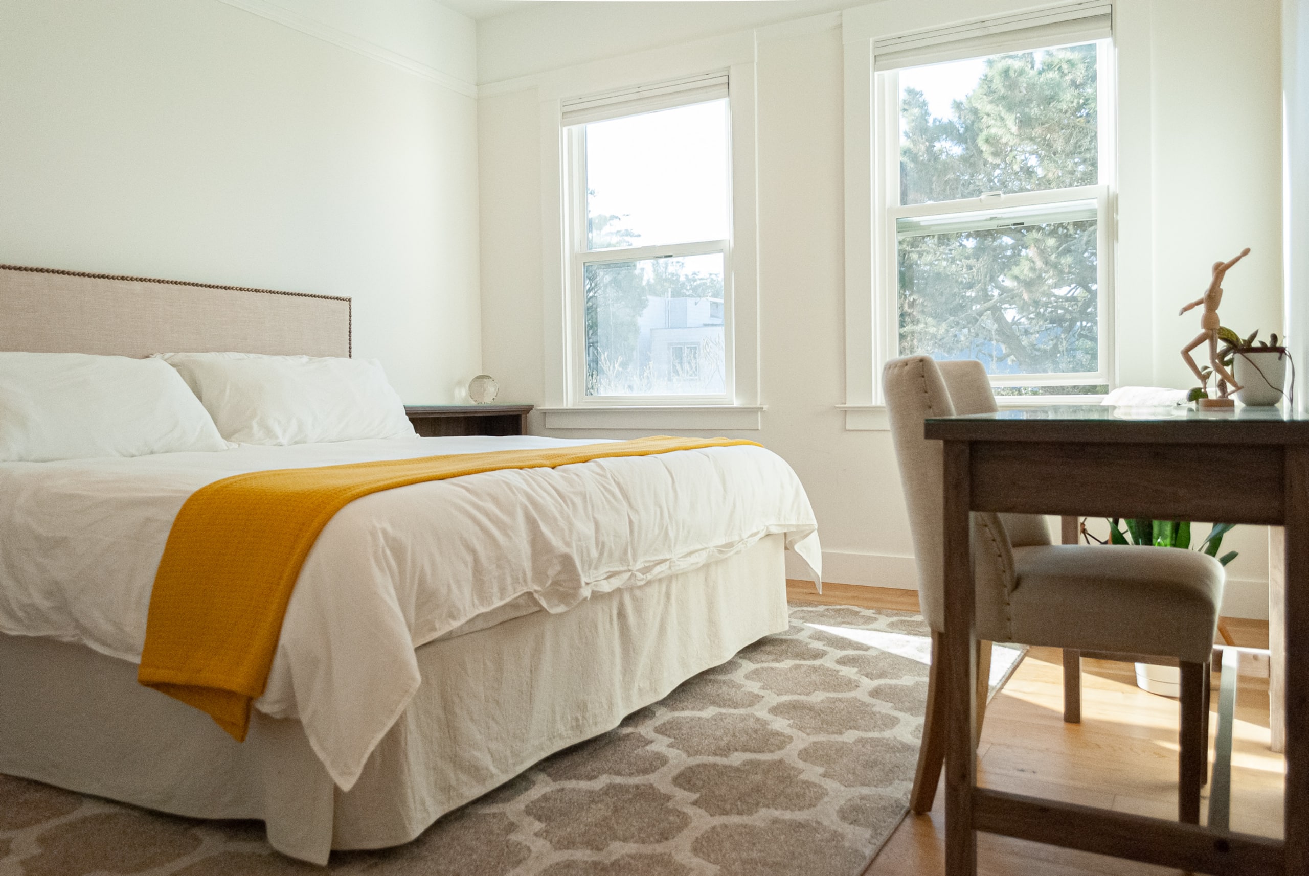 Home in San Francisco · ★4.98 · 3 bedrooms · 3 beds · 2 baths - Image 16
