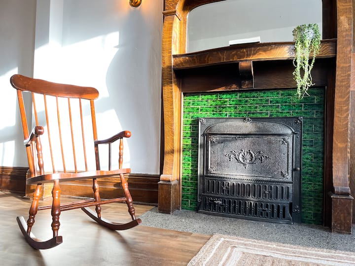 Lovely 2 Bedroom Downtown Apt. - Thunder Bay