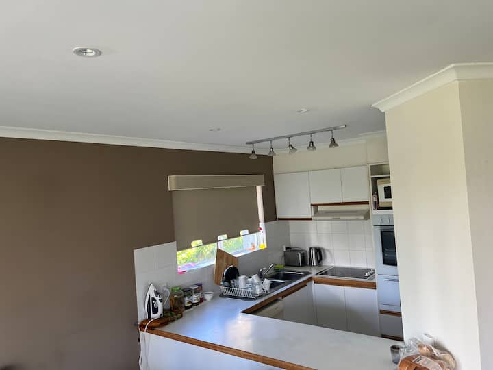 Unit For Rent, Main Beach - Surfers Paradise