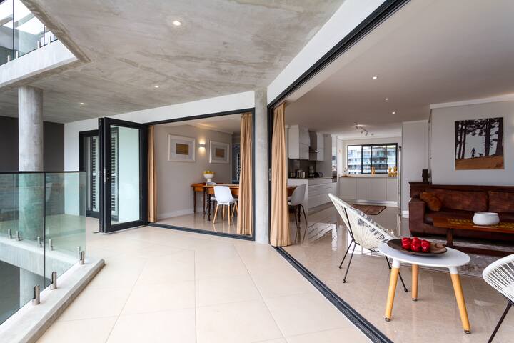 Modern 3 Bedroom Apartment