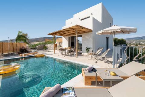 Massari Hills - Massari Breeze Villa